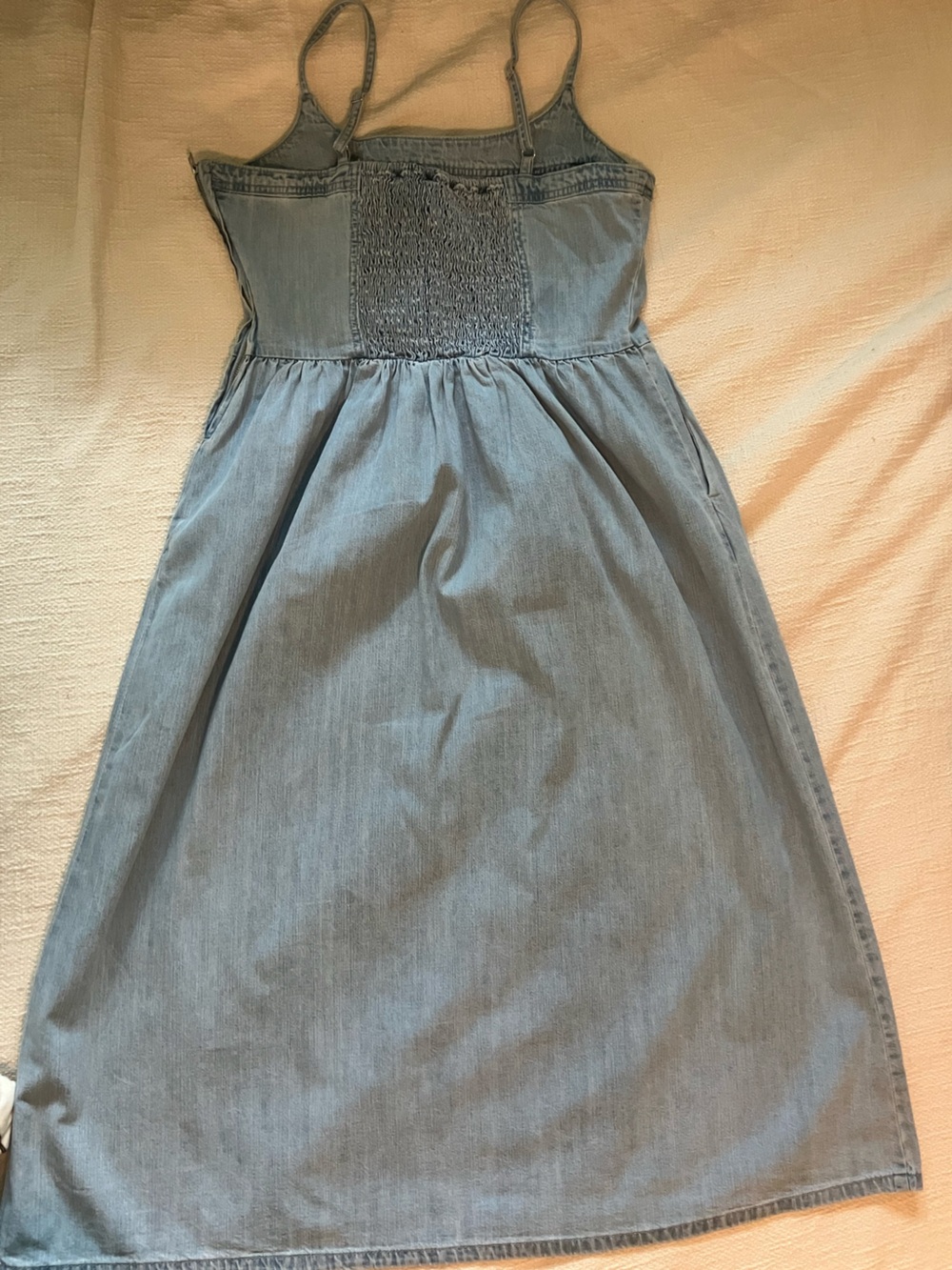 Levi's Alessie Bustier Denim Dress in light wash, size Medium - Picture 4 of 9